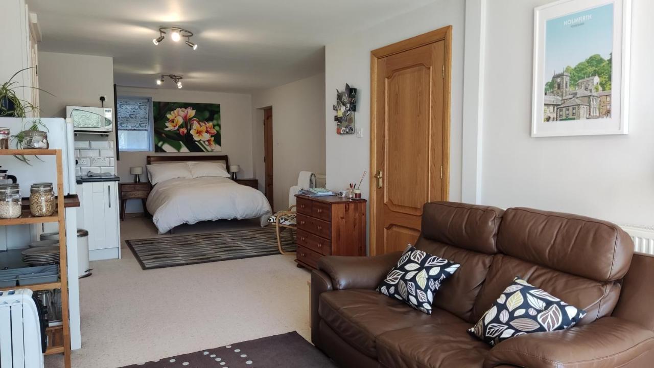 Wood Bank Studio Apartment 霍姆弗斯 外观 照片